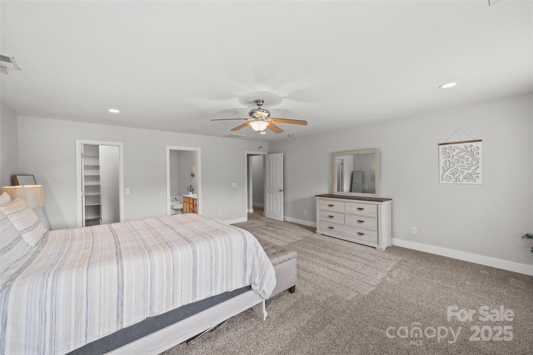 Single Family Residence in Fort Mill SC 2624 St Helena Court 17.jpg
