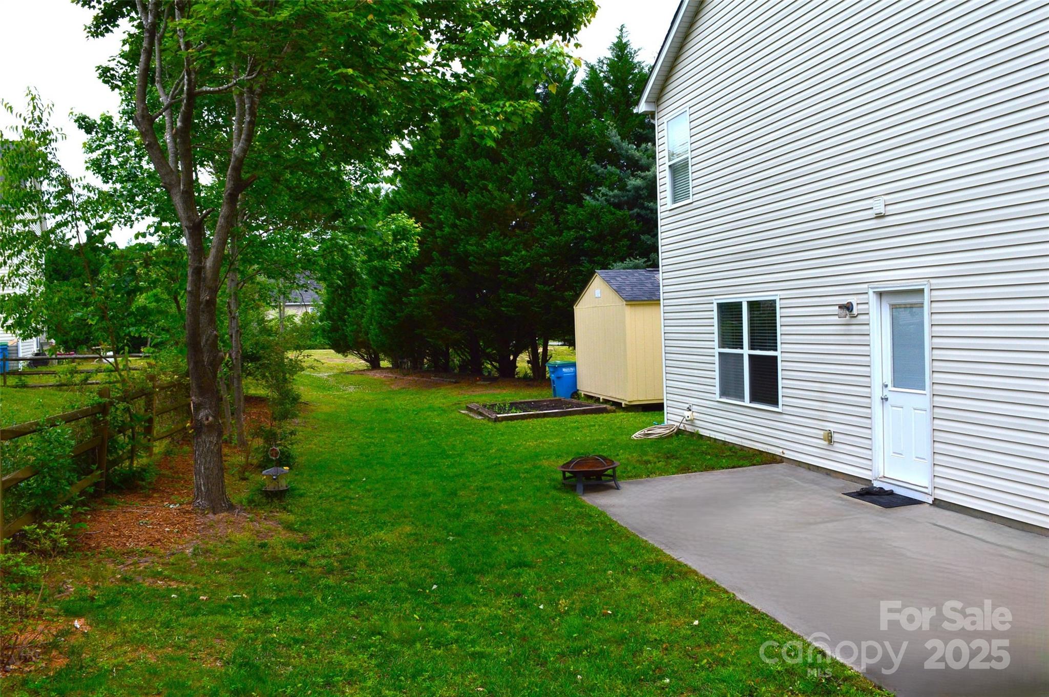 Single Family Residence in Fort Mill SC 2624 St Helena Court 32.jpg