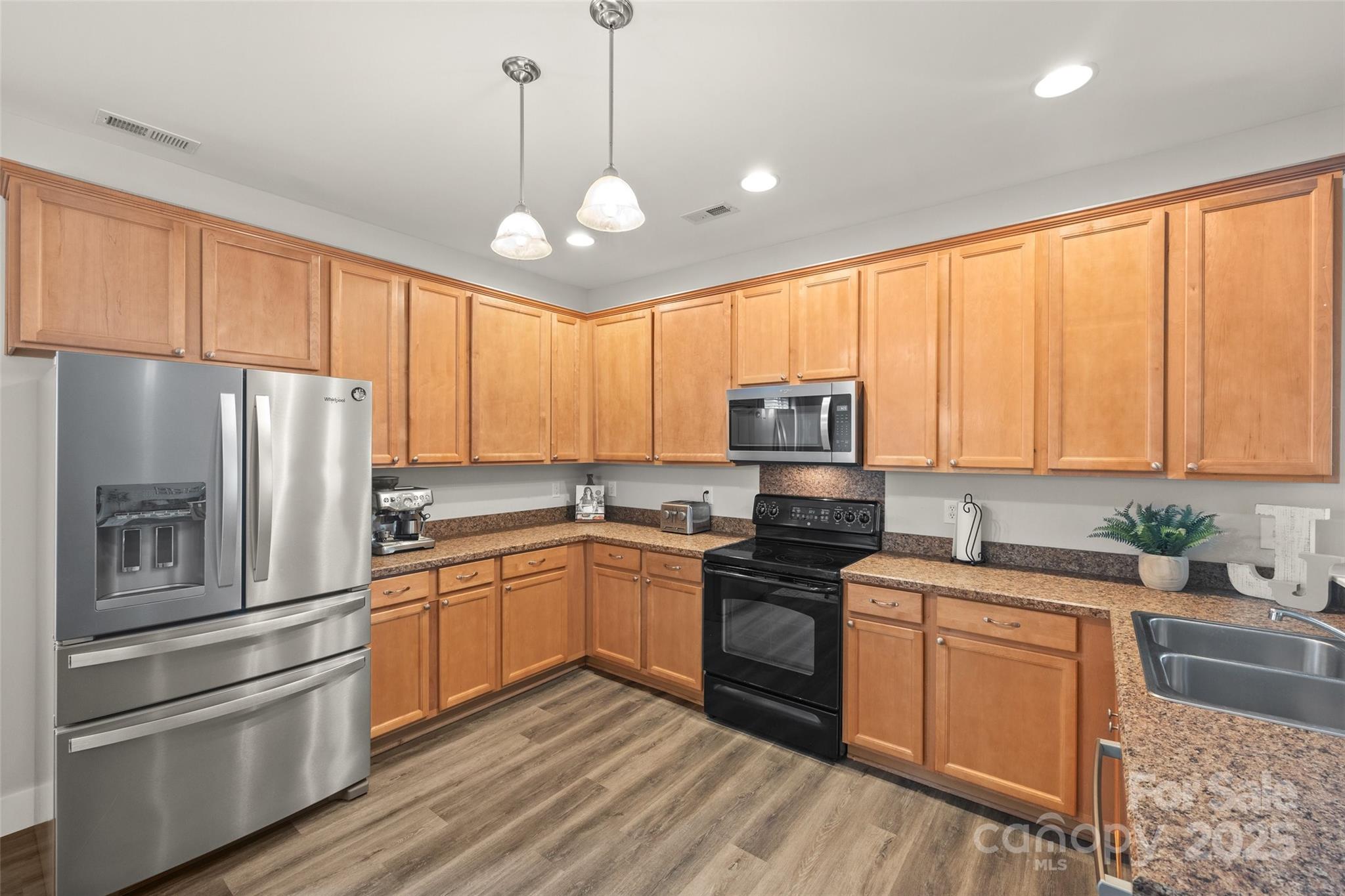Single Family Residence in Fort Mill SC 2624 St Helena Court 11.jpg
