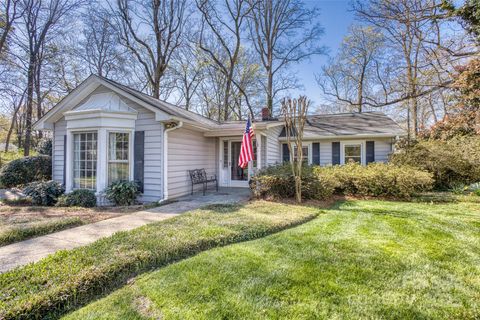 Single Family Residence in Rock Hill SC 842 Mary Knoll Court.jpg
