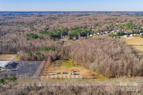 Unimproved Land in Lancaster SC 00 Charlotte Hwy.jpg