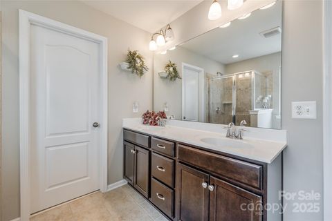 Single Family Residence in Fort Mill SC 1226 Clingman Drive 30.jpg