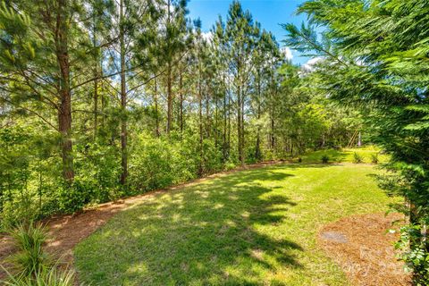 Single Family Residence in Fort Mill SC 1226 Clingman Drive 34.jpg