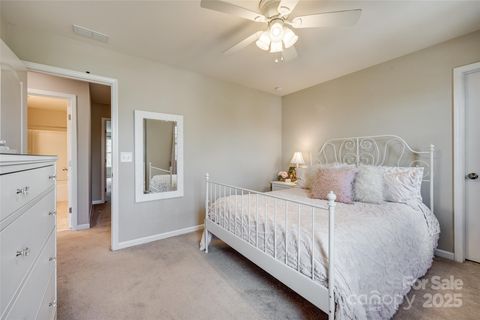 Single Family Residence in Fort Mill SC 1226 Clingman Drive 25.jpg