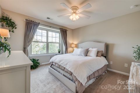Single Family Residence in Fort Mill SC 1226 Clingman Drive 22.jpg