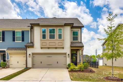 Townhouse in Fort Mill SC 3021 Patchwork Court.jpg