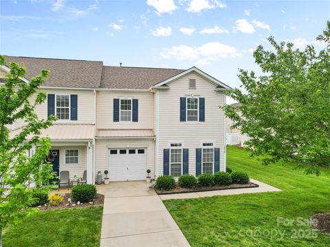 Townhouse in Fort Mill SC 3030 Priory Ridge Drive.jpg