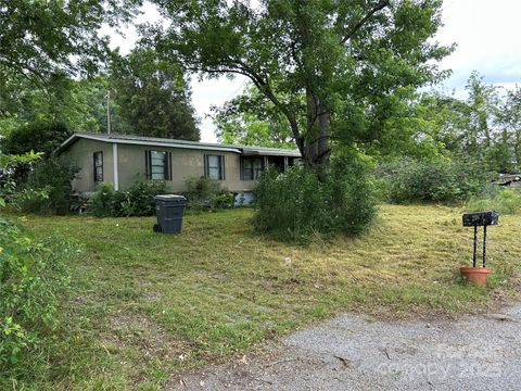 Single Family Residence in Blacksburg SC 208 Short Street.jpg