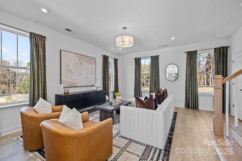 Townhouse in Charlotte NC 3225 Drift Street #63 End 12.jpg