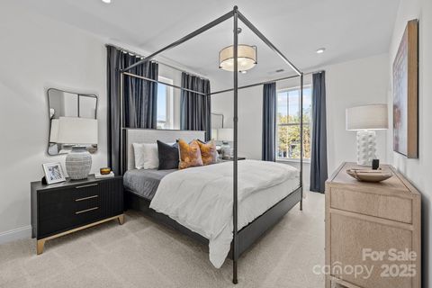 Townhouse in Charlotte NC 3225 Drift Street #63 End 22.jpg