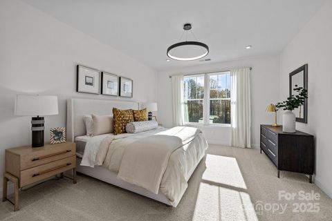 Townhouse in Charlotte NC 3225 Drift Street #63 End 19.jpg