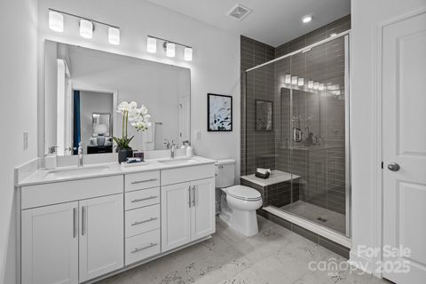 Townhouse in Charlotte NC 3225 Drift Street #63 End 24.jpg
