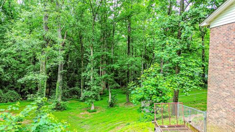 Single Family Residence in Blacksburg SC 206 Logan Drive 31.jpg