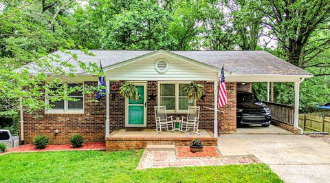 Single Family Residence in Blacksburg SC 206 Logan Drive.jpg