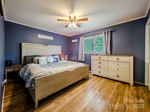 Single Family Residence in Blacksburg SC 206 Logan Drive 20.jpg