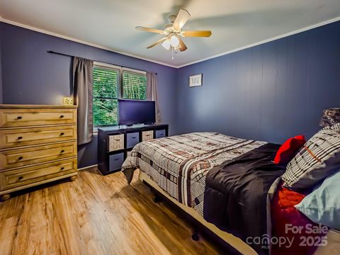 Single Family Residence in Blacksburg SC 206 Logan Drive 19.jpg