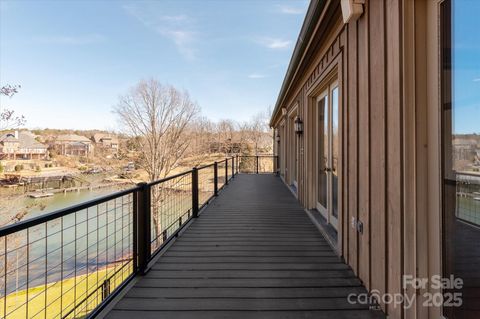 Single Family Residence in Fort Mill SC 2700 River Ridge Place 45.jpg