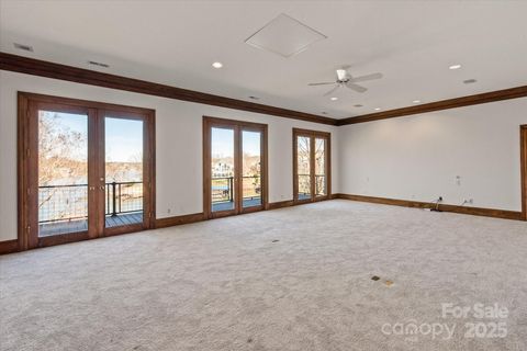 Single Family Residence in Fort Mill SC 2700 River Ridge Place 20.jpg