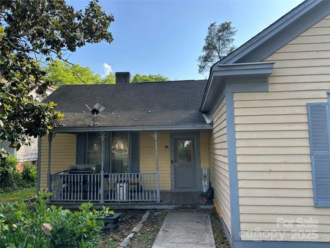 Single Family Residence in Chester SC 142 Wylie Street.jpg