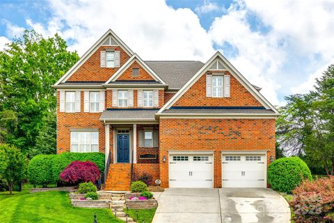 Single Family Residence in Fort Mill SC 208 Mcduffie Lane.jpg