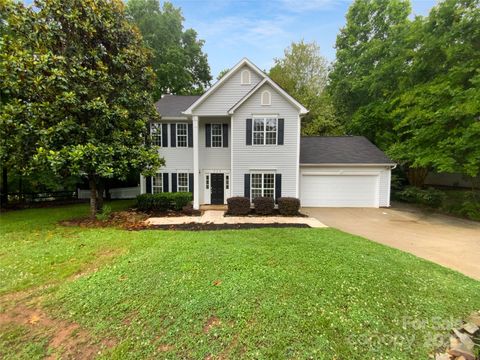 Single Family Residence in Fort Mill SC 524 N Portman Lane.jpg