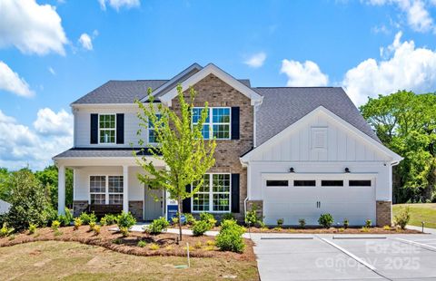 Single Family Residence in Fort Mill SC 130 Fordham Court #18.jpg