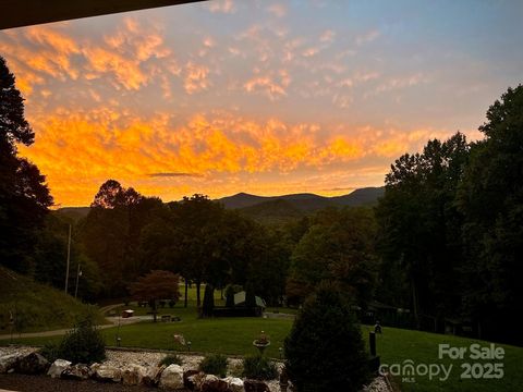 Single Family Residence in Franklin NC 188 Paul Hurst Road.jpg