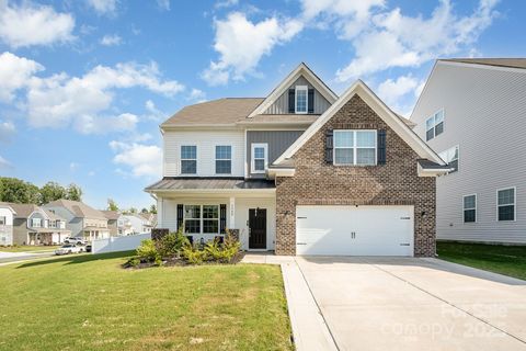 Single Family Residence in Lancaster SC 5580 Soft Shell Drive.jpg