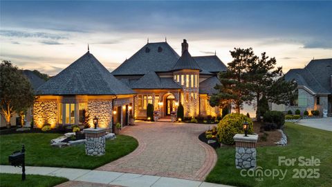 Single Family Residence in Rock Hill SC 325 Ivy Arbor Circle.jpg