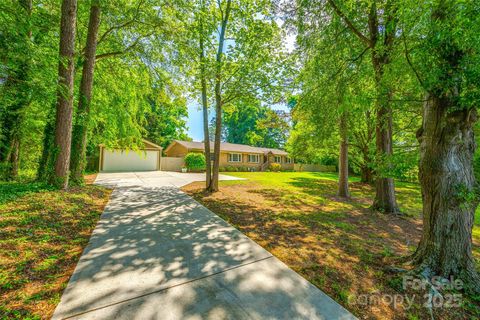 Single Family Residence in Fort Mill SC 1154 Doby Court.jpg