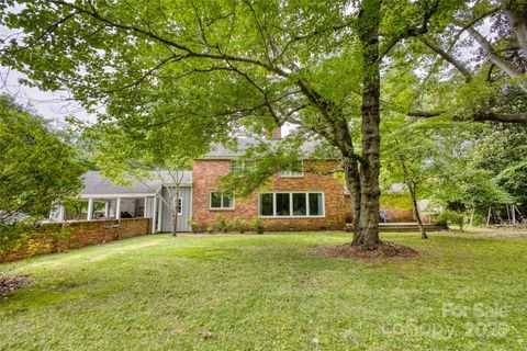 Single Family Residence in Lancaster SC 1010 Forest Drive 7.jpg