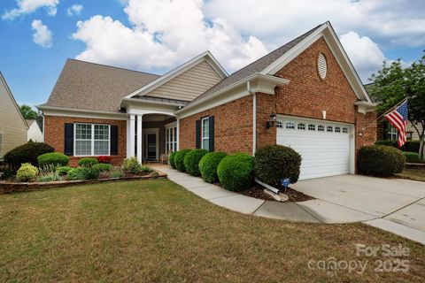 Single Family Residence in Fort Mill SC 52538 Winchester Street.jpg