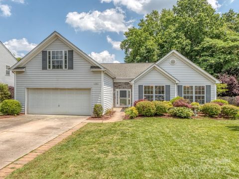 Single Family Residence in Fort Mill SC 3066 Orion Drive.jpg