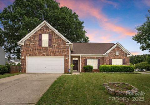 Single Family Residence in Mooresville NC 133 Fontanelle Drive.jpg