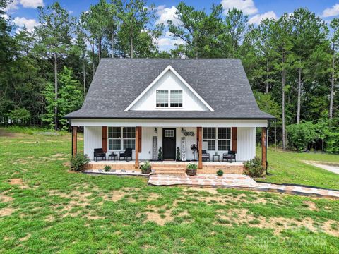 Single Family Residence in Edgemoor SC 4592 Reid Road.jpg
