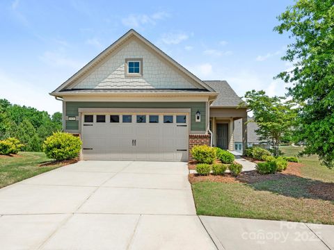 Single Family Residence in Fort Mill SC 1026 Kirby Drive.jpg