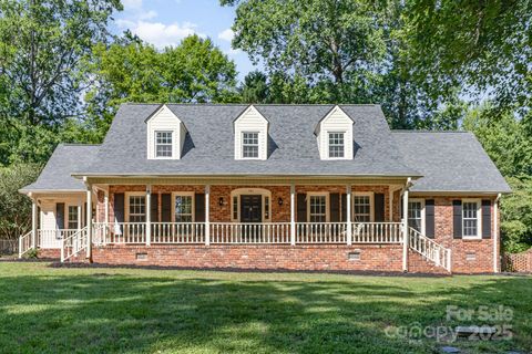 Single Family Residence in Rock Hill SC 781 Summerwood Drive.jpg