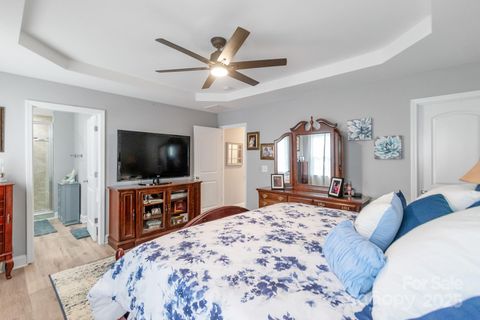 Single Family Residence in Heath Springs SC 2737 Bobcat Road 24.jpg