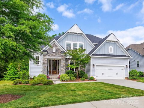 Single Family Residence in Fort Mill SC 5420 Meadowcroft Way.jpg