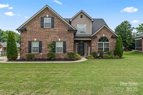 Single Family Residence in Concord NC 5379 Roberta Meadows Court.jpg