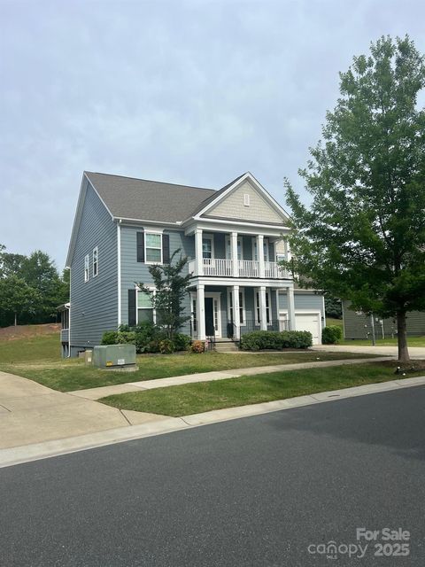 Single Family Residence in Fort Mill SC 1044 Shiloh Bend Trail.jpg