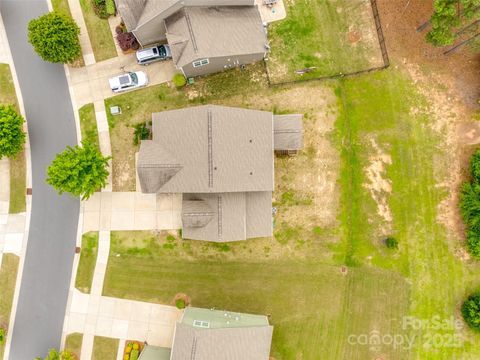 Single Family Residence in Fort Mill SC 1044 Shiloh Bend Trail 44.jpg