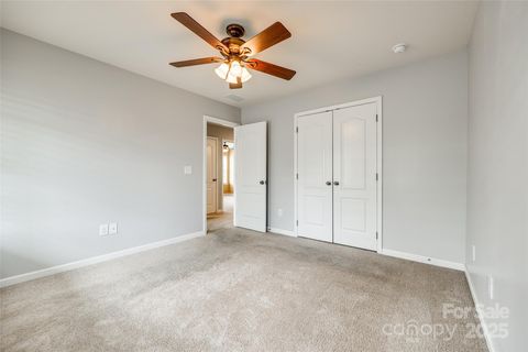 Single Family Residence in Fort Mill SC 1044 Shiloh Bend Trail 31.jpg