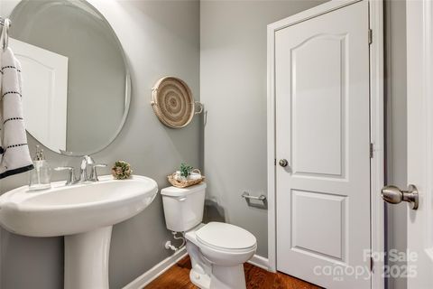 Single Family Residence in Fort Mill SC 1044 Shiloh Bend Trail 7.jpg