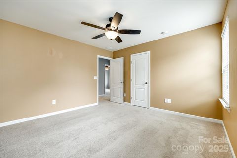 Single Family Residence in Fort Mill SC 1044 Shiloh Bend Trail 27.jpg