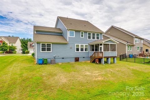 Single Family Residence in Fort Mill SC 1044 Shiloh Bend Trail 40.jpg