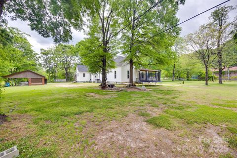 Single Family Residence in York SC 302 Charlotte Street 26.jpg