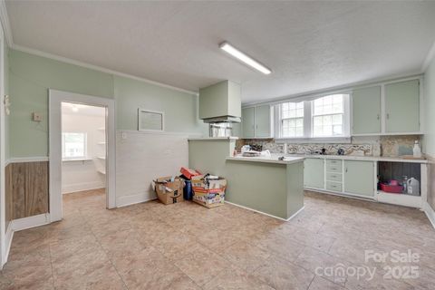 Single Family Residence in York SC 302 Charlotte Street 20.jpg