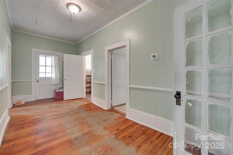 Single Family Residence in York SC 302 Charlotte Street 7.jpg