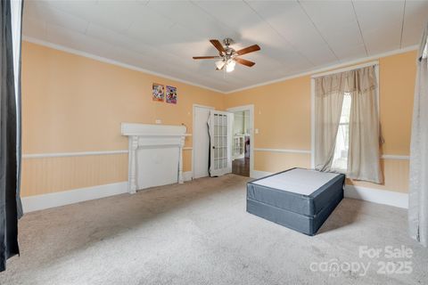 Single Family Residence in York SC 302 Charlotte Street 6.jpg